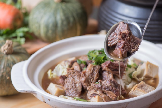 飄香57年鎮店之寶牛腩鍋火鍋